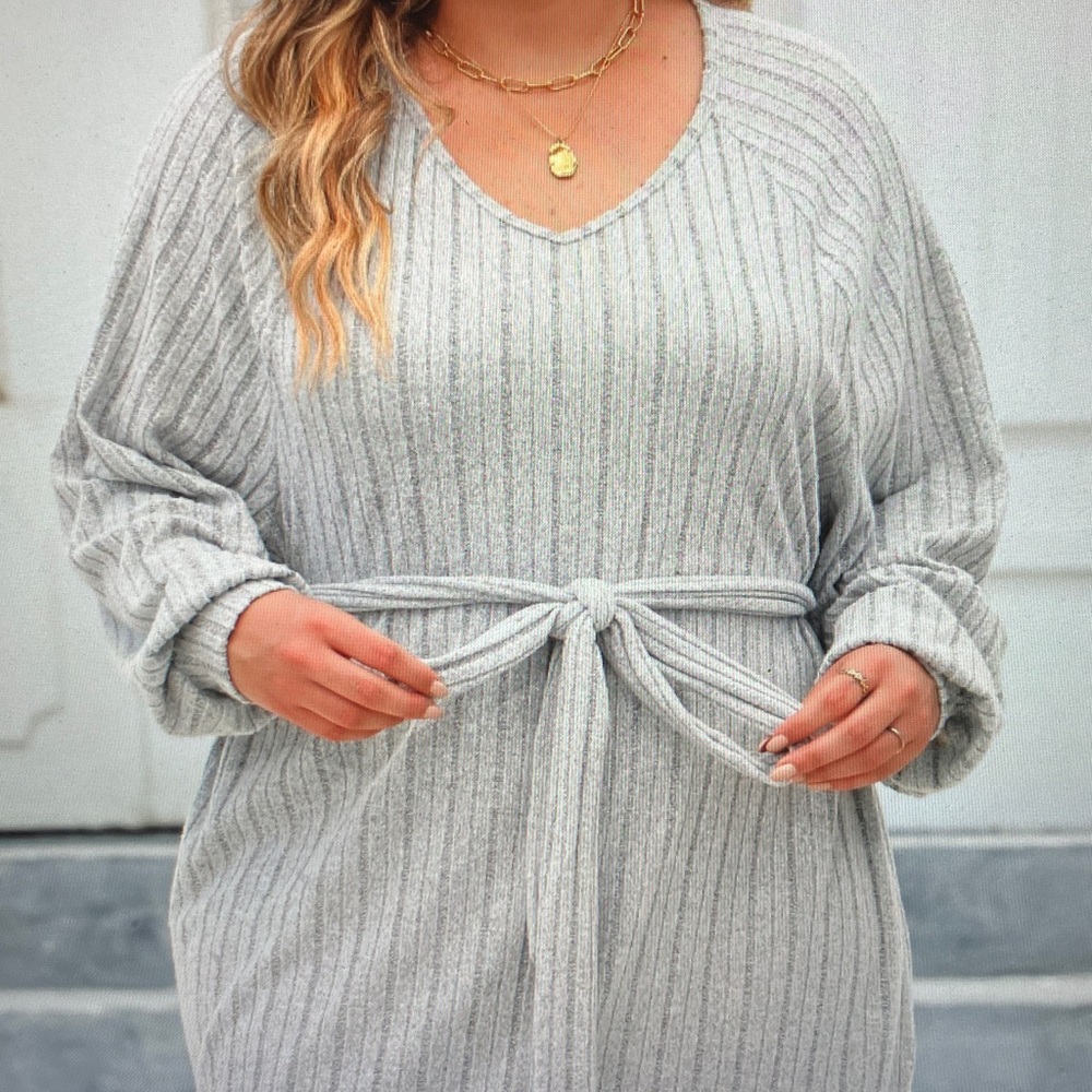 Gray Ribbed Knit Dress - Picture 2 of 5